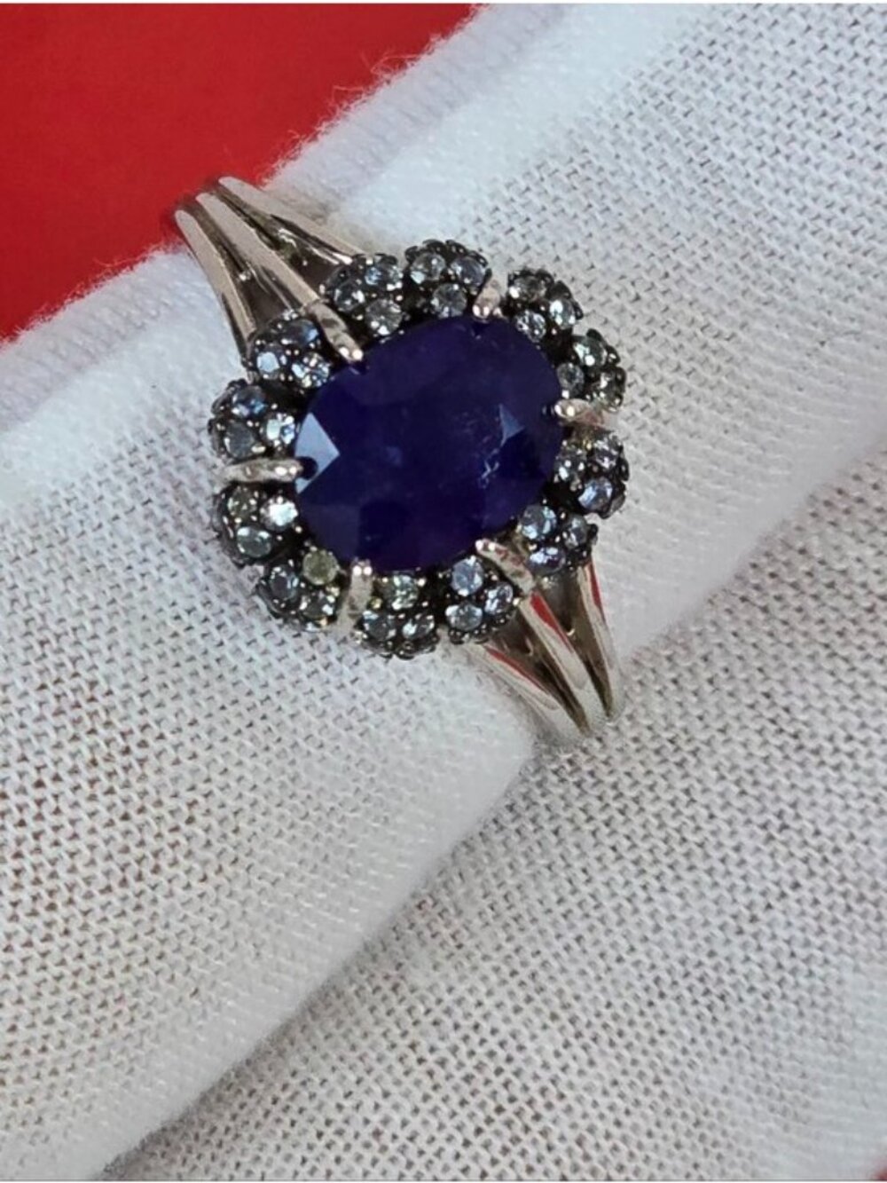 925 Sterling Silver Ring Sz 8.5 with Natural Sapphire & Cz - Picture 2 of 7